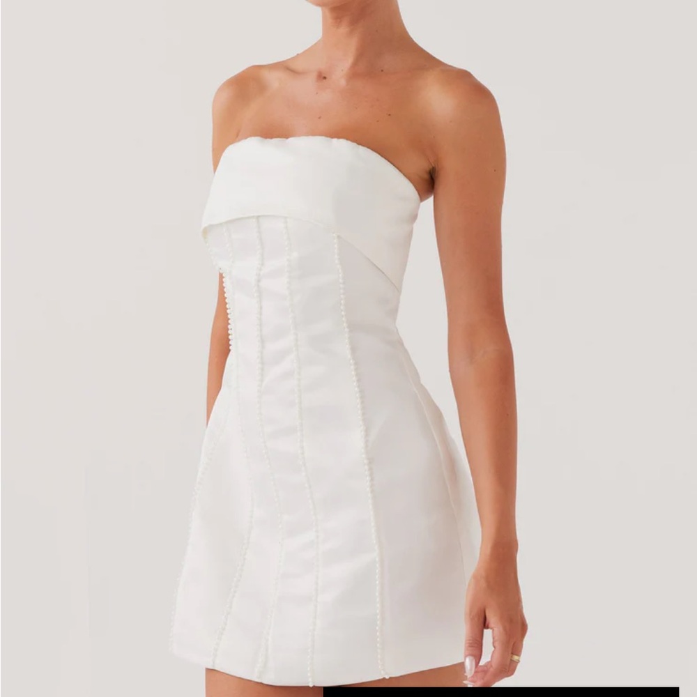 Bombshell tube mini dress - white pearl